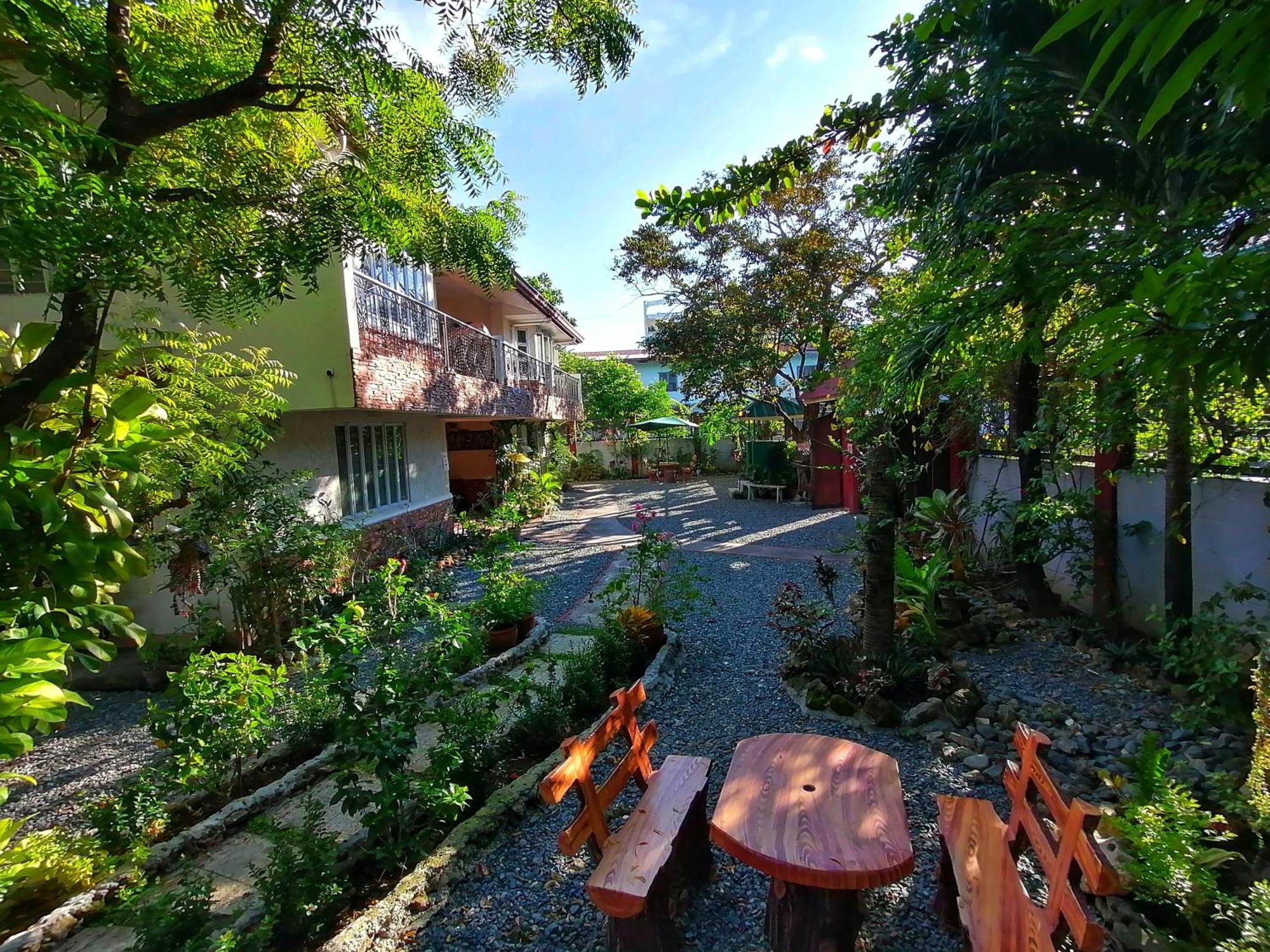 Monte Rio Gardens Bed&Breakfast Alaminos Exterior foto